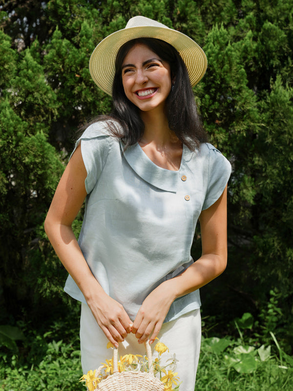 100_LinenCrescentCollarFlutterSleeveTopFaraAquaBlueOT53WJ_10.jpg